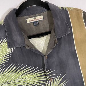 Tommy Bahama Black Green Palm Tree Silk Hawaiian Shirt Size L